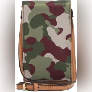 Tommy Hilfiger Camouflage iPhone Bag NWT